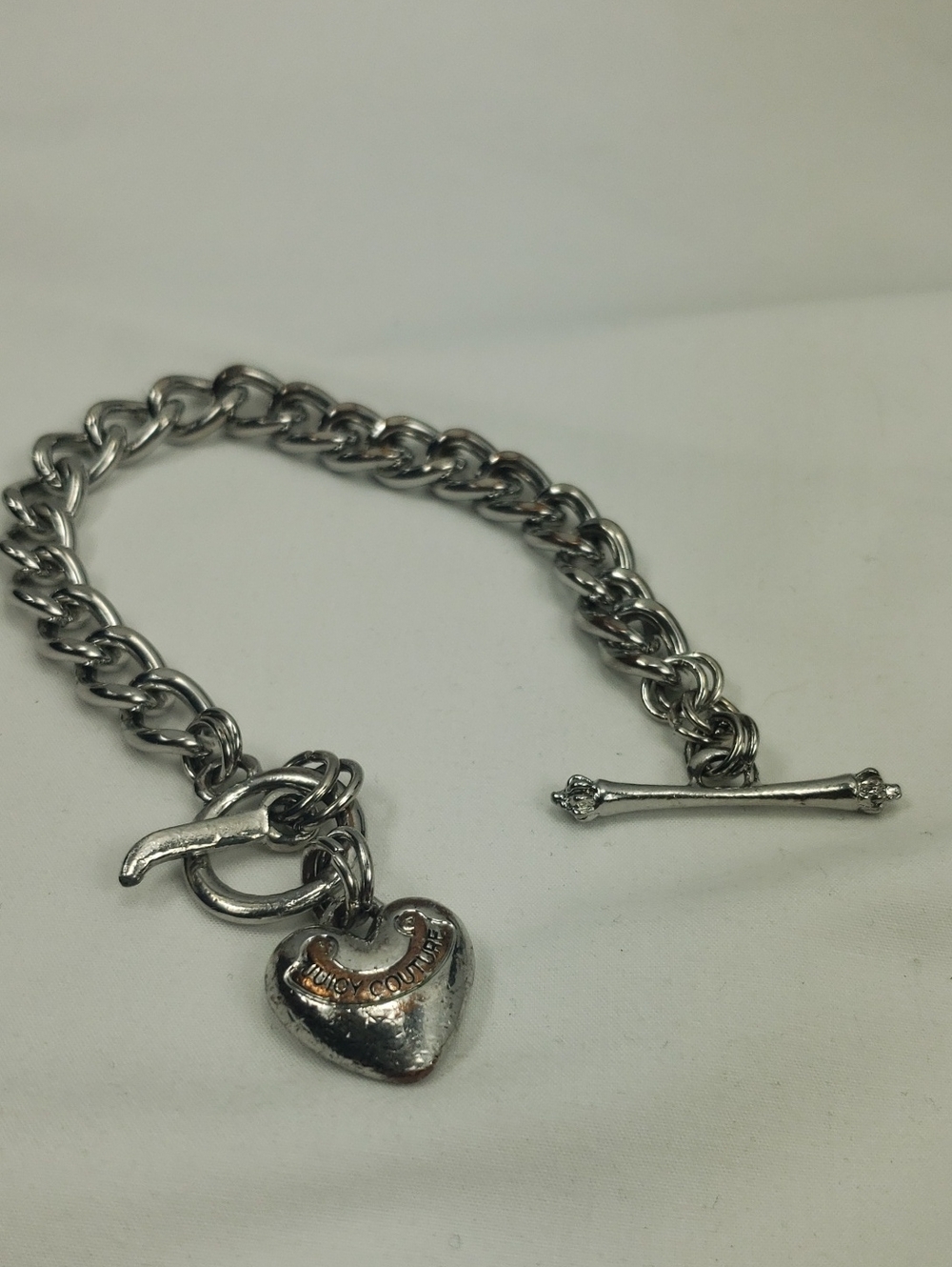 Juicy Couture Charm Bracelet Puffy Heart Silver Tone Toggle Clasp